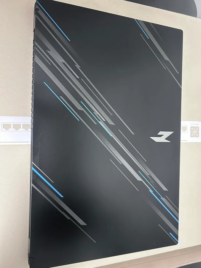 Acer Nitro V15 RTX 2050 8GB DDR5 512 NVME